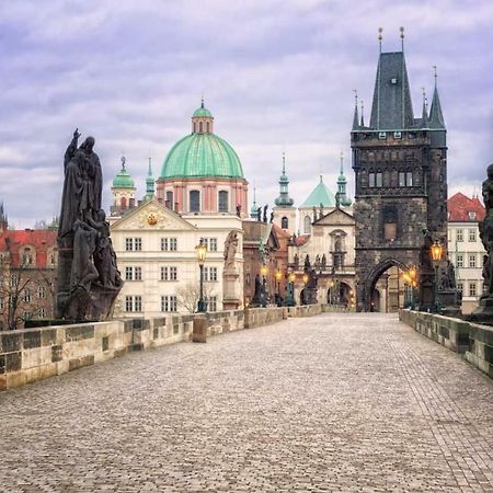 Quiet Apartment With Balcony Charles Bridge Прага Екстериор снимка